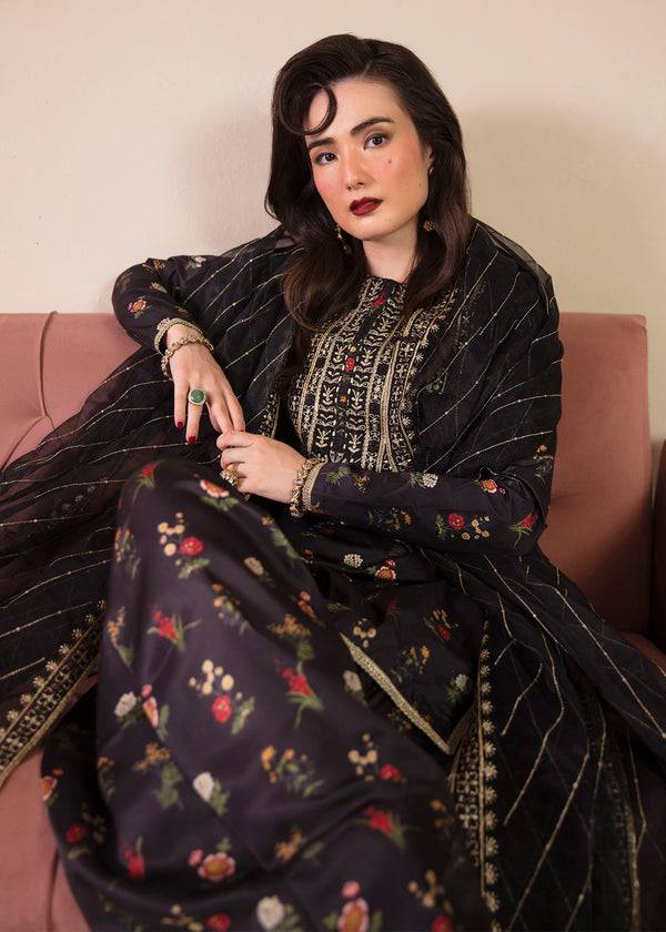 MNR | Ankh Macholi Festive Edit | ZINNIA by Maria Faisal - Registered Vendor of : MNR - type : Ladies Clothes - 100% original wedding dresses