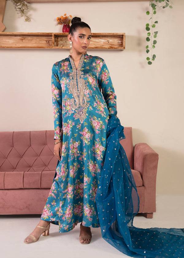 MNR | Ankh Macholi Festive Edit | NEELOFAR by Maria Faisal - Registered Vendor of : MNR - type : Ladies Clothes - 100% original wedding dresses
