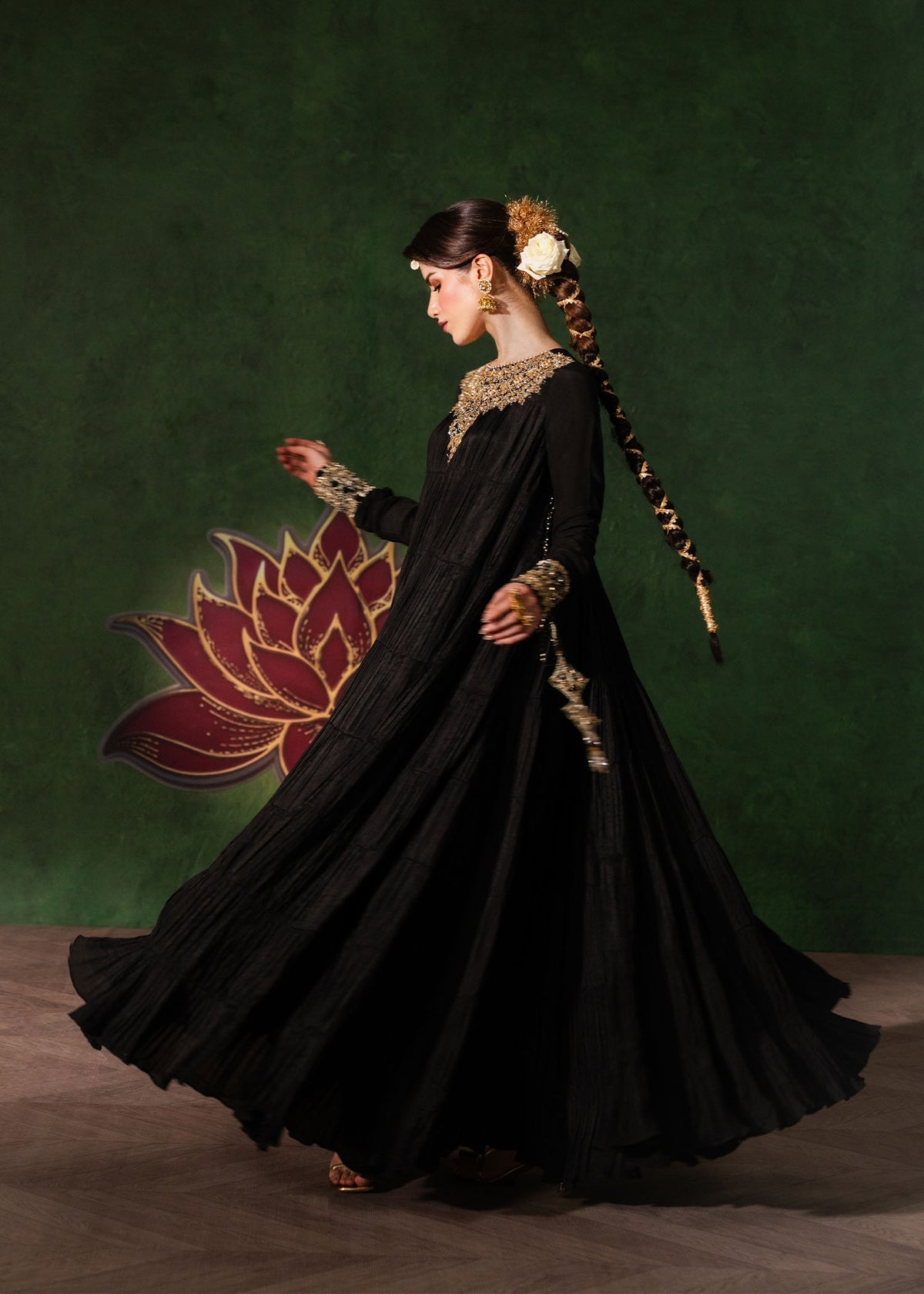Kanwal Malik | Shehnai Luxury Pret 26 | Layla - Formal Dress - available at Maria Faisal in UK and USA.