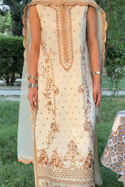 Maryum N Maria | Koel 25 | RÓISÍN - MS50275 by Maria Faisal - Registered Vendor of : Maryam N Maria - type : Ladies Clothes - 100% original wedding dresses