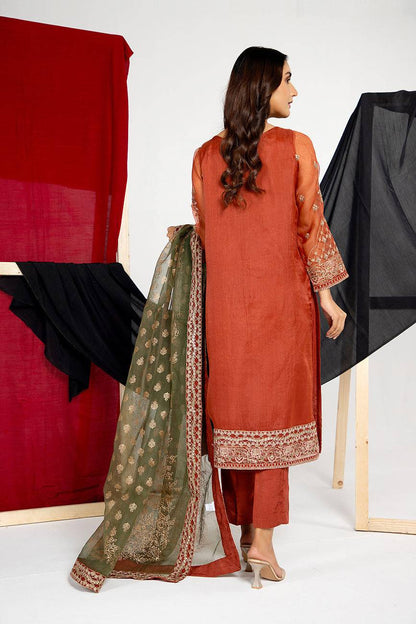 Chinyere | Formal Wedding Exclusive | NUT SHELL (AA5226) by Maria Faisal - Registered Vendor of : Chinyere - type : Ladies Clothes - 100% original wedding dresses