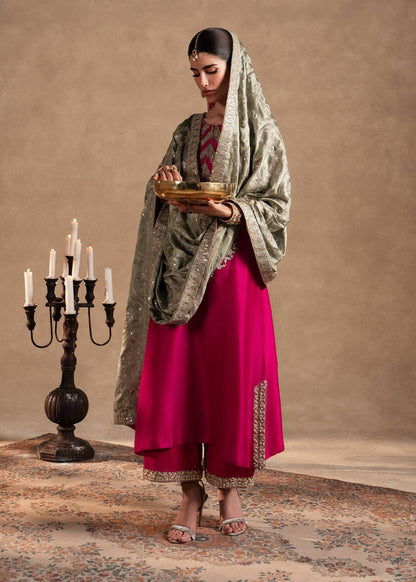 Sadaf Fawad Khan | Nafees Formals 25 | Zafeen by Maria Faisal - Registered Vendor of : Sadaf Fawad Khan - type : Ladies Clothes - 100% original wedding dresses