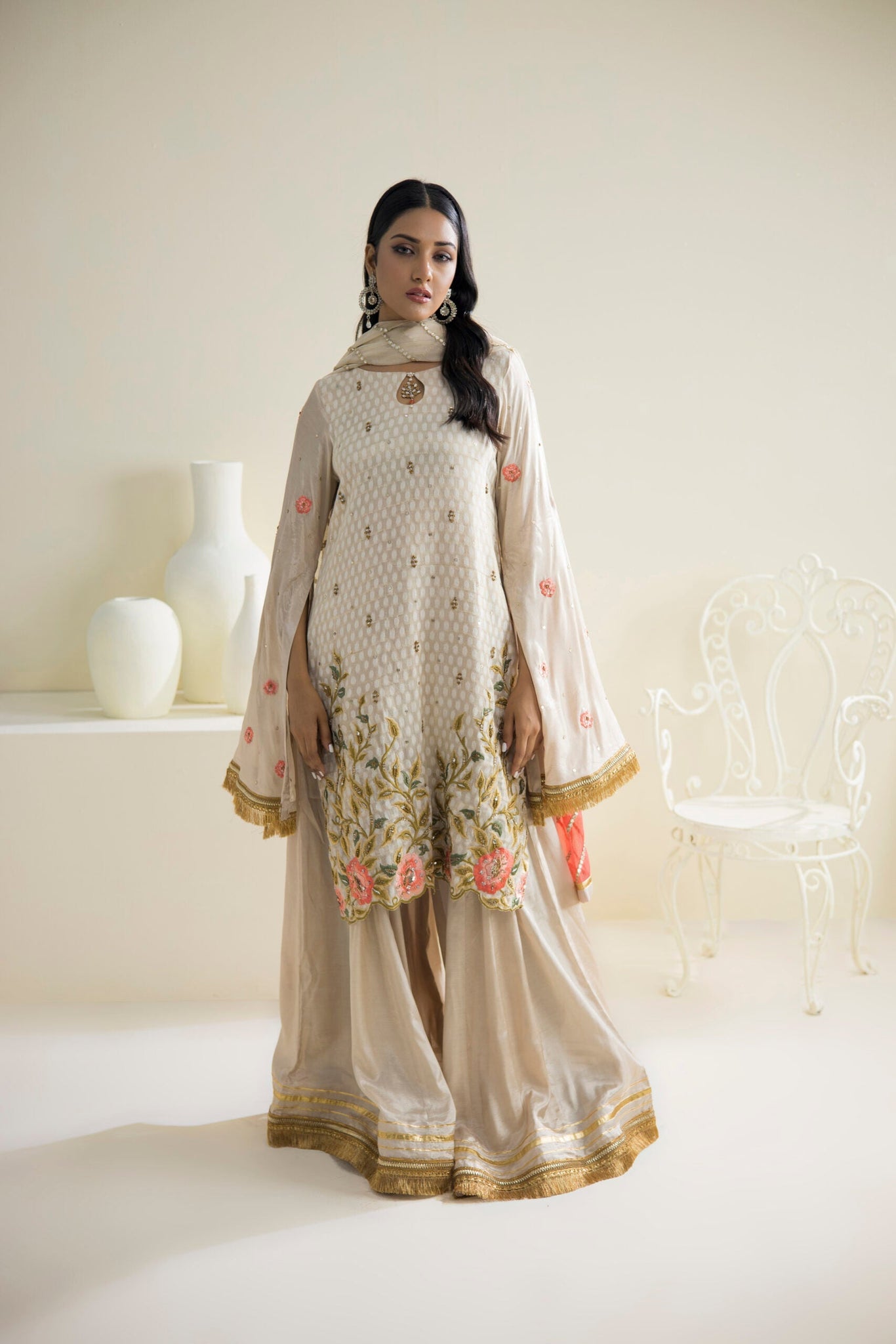 Farhat Jahan | Luxury Pret | Qainaat - Waniyas