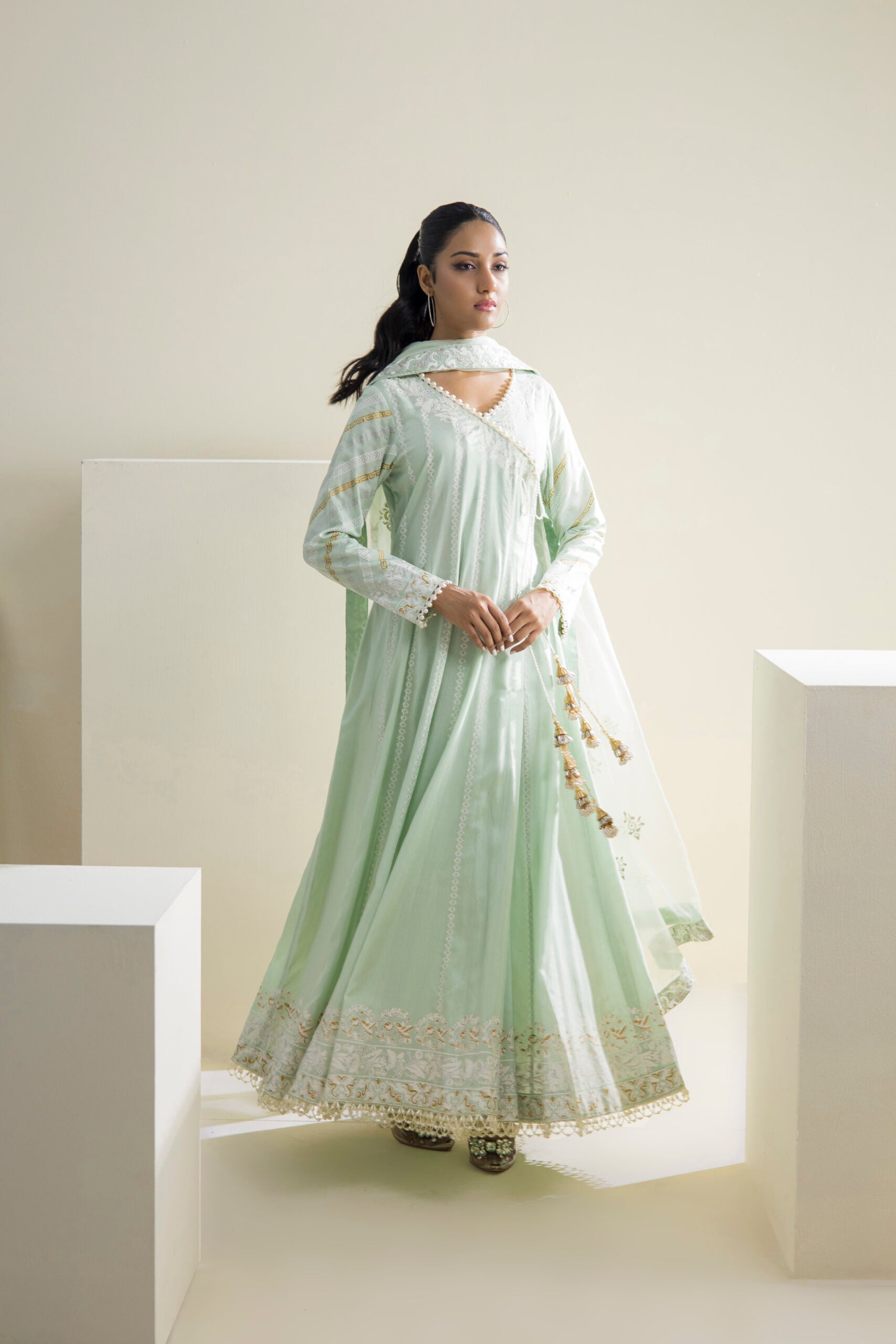 Farhat Jahan | Luxury Pret | Aabroo - Waniyas