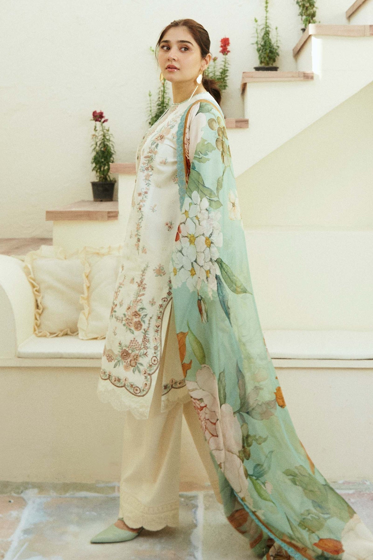 Zara Shahjahan | Coco Lawn Eid Edit 24 | IVORY-D10 - Waniyas