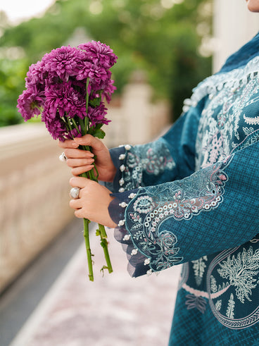 Parishay | Ivy Bloom Winter | IW-09 | 3 PC Winter - Ladies Clothes - Maria Faisal