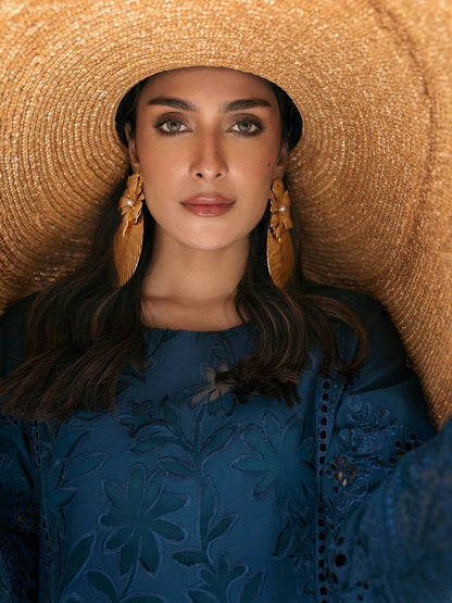 Mahnur | Sirena Luxury Lawn 25 | Iris by Maria Faisal - Registered Vendor of : Mahnur - type : Ladies Clothes - 100% original wedding dresses