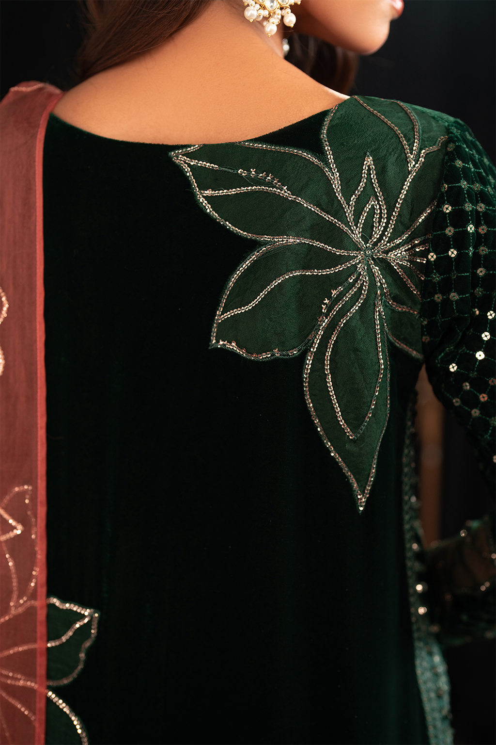 Iznik | Exclusive Velvet | IV-53 - Ladies Clothes - Maria Faisal