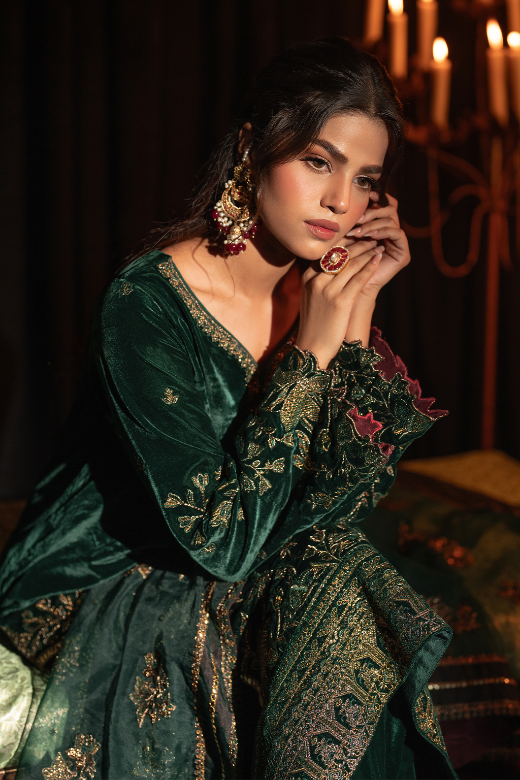 Iznik | Exclusive Velvet | IV-48 - Ladies Clothes - Maria Faisal