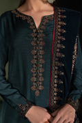 Iznik | Exclusive Velvet | IV-50 - Ladies Clothes - Maria Faisal