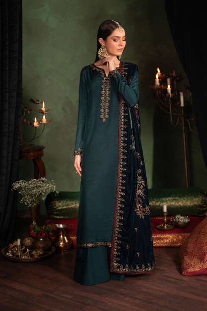 Iznik | Exclusive Velvet | IV-50 - Ladies Clothes - Maria Faisal