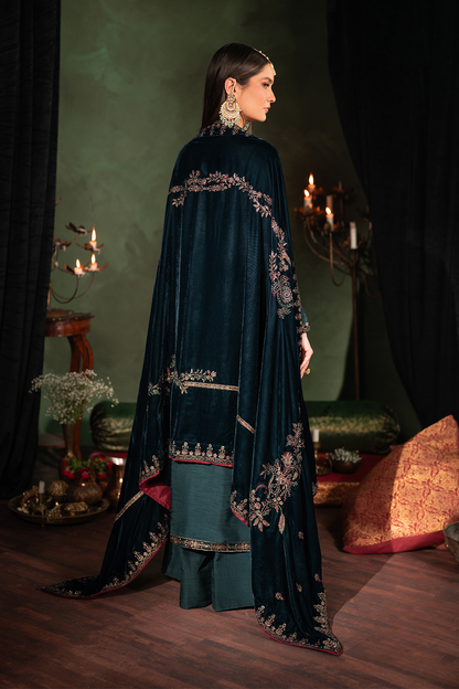 Iznik | Exclusive Velvet | IV-50 - Ladies Clothes - Maria Faisal
