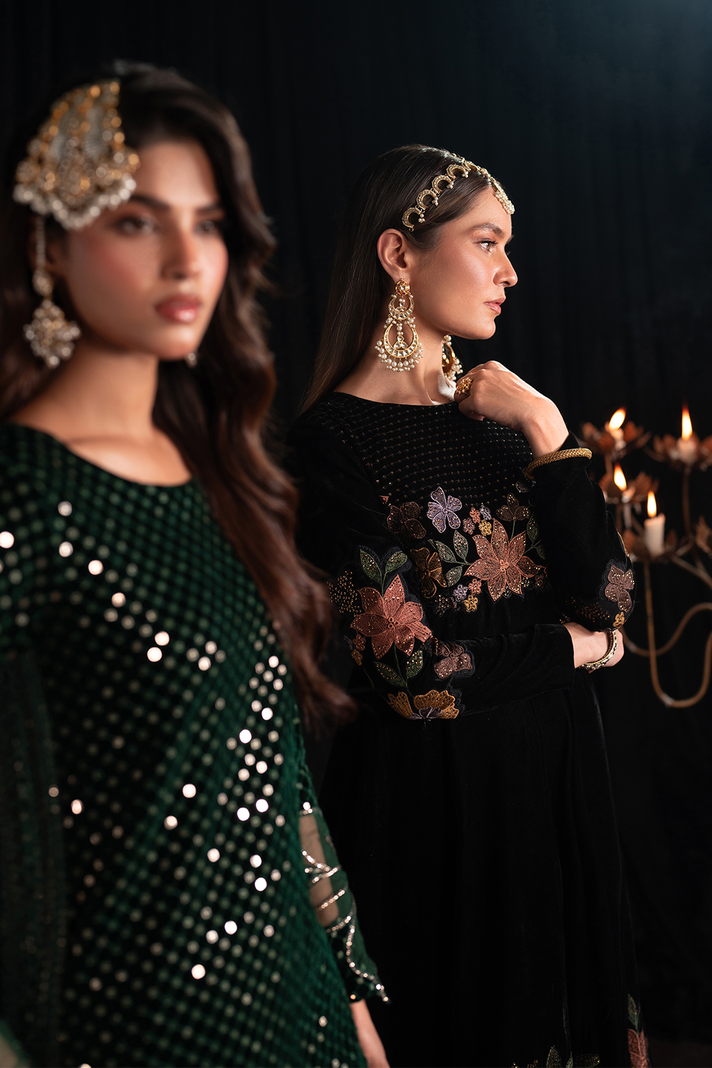 Iznik | Exclusive Velvet | IV-53 - Ladies Clothes - Maria Faisal