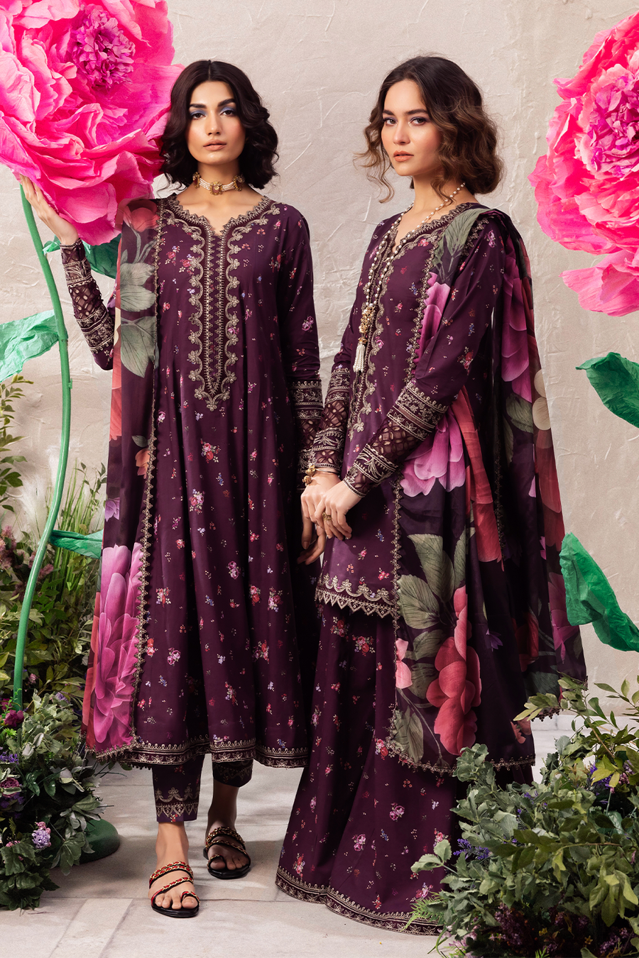 Iznik | Dahlia Embroidered Lawn | DL-06 - Ladies Clothes - Maria Faisal