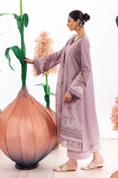 Iznik | Dahlia Embroidered Lawn | DL-04 - Ladies Clothes - Maria Faisal