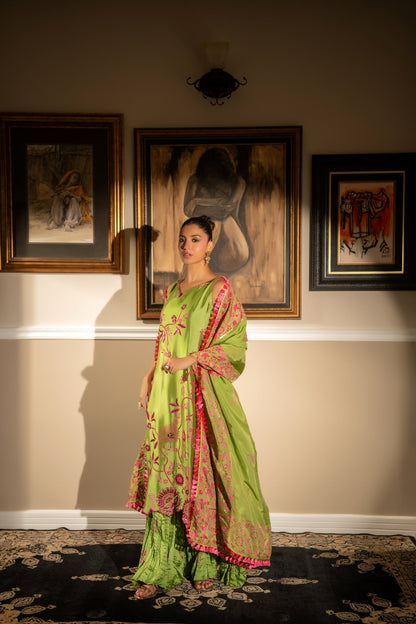 The Pink Tree Company | Blockem Formals | OASIS - Formal Dress - available at Maria Faisal in UK and USA.