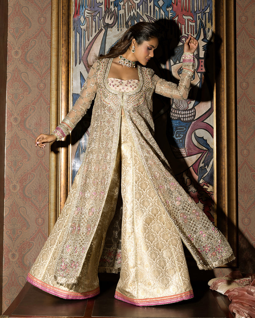 Kiara – authentic Pakistani dress from the Darlings Formals collection for women in the UK