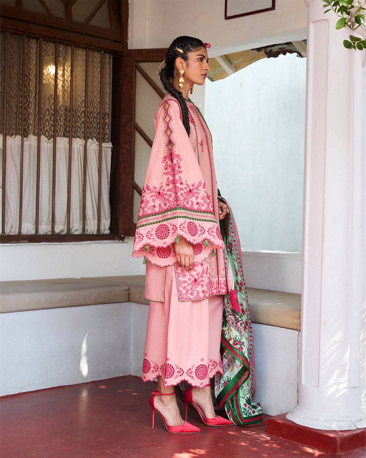 Jugnu | SS 25 | Ravi by Maria Faisal - Registered Vendor of : Jugnu - type : Ladies Clothes - 100% original wedding dresses