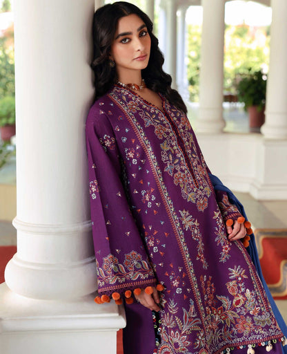 Kaia – authentic Pakistani dress from the Amaris Luxury Shawl 25 collection for women in the UK