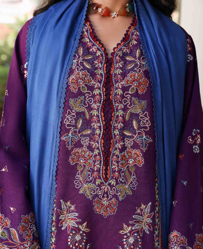 Kaia – authentic Pakistani dress from the Amaris Luxury Shawl 25 collection for women in the UK