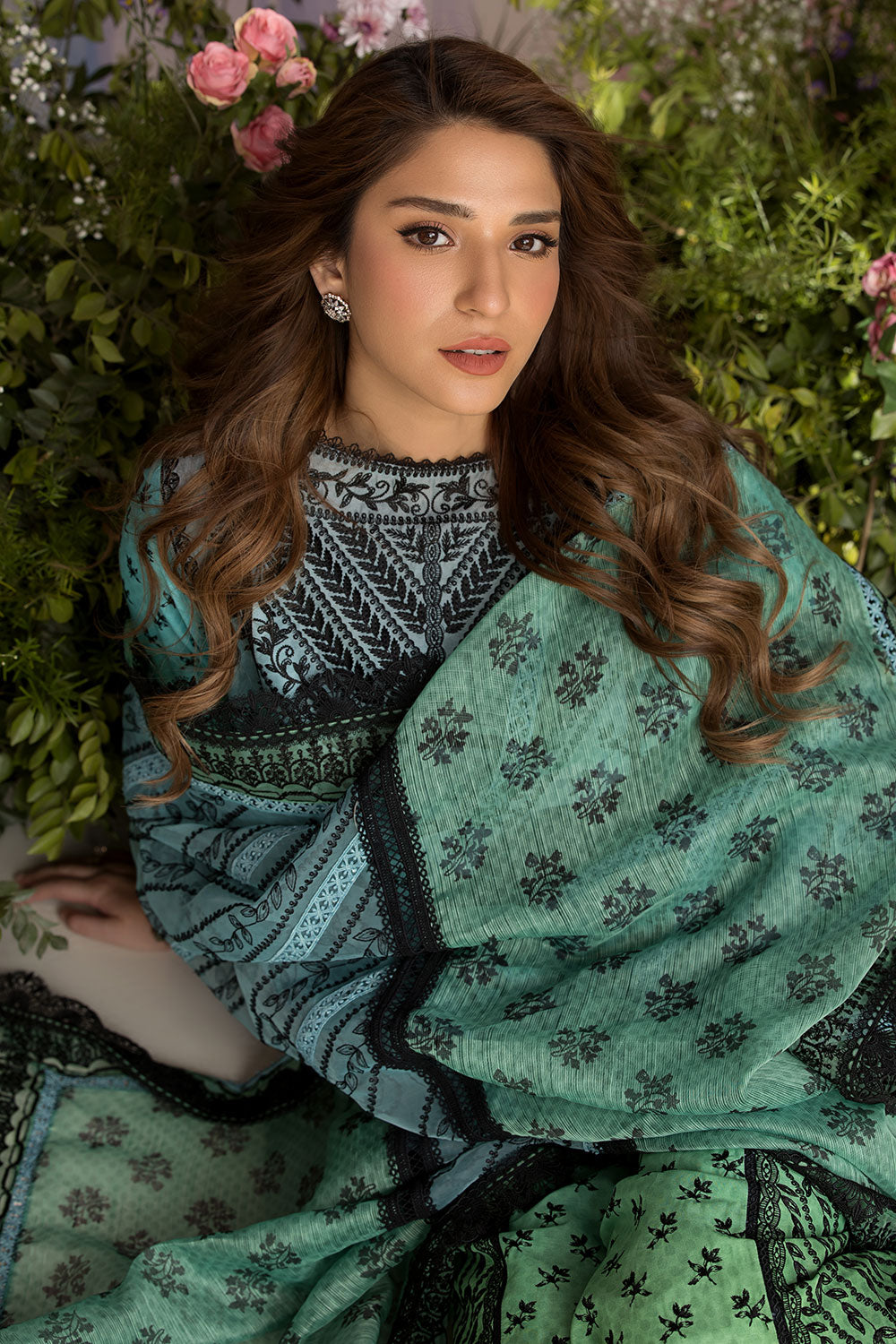 Sobia Nazir | Luxury Lawn 25 | 12A - Ladies Clothes 