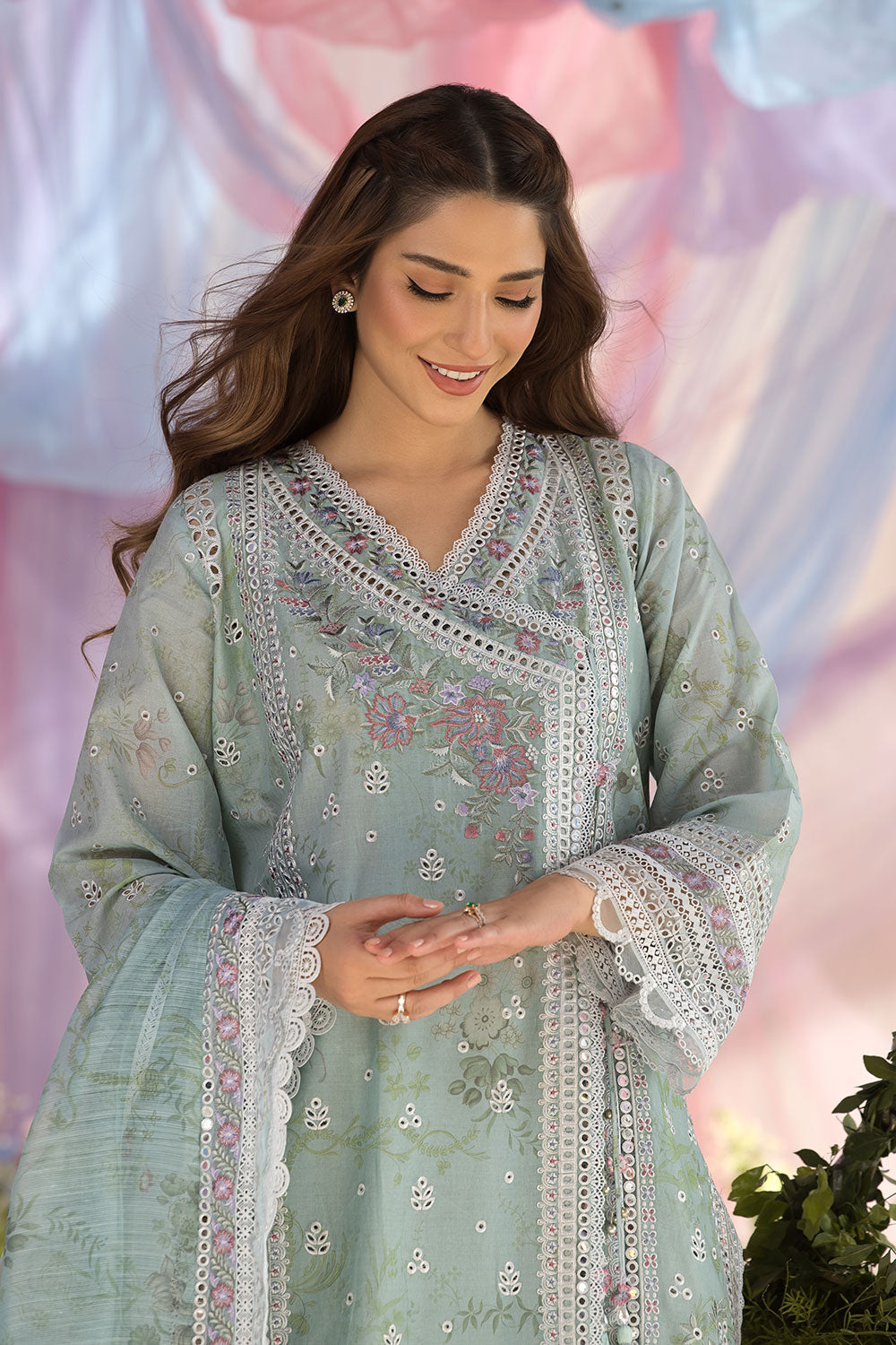 Sobia Nazir | Luxury Lawn 25 | 13A - Ladies Clothes 