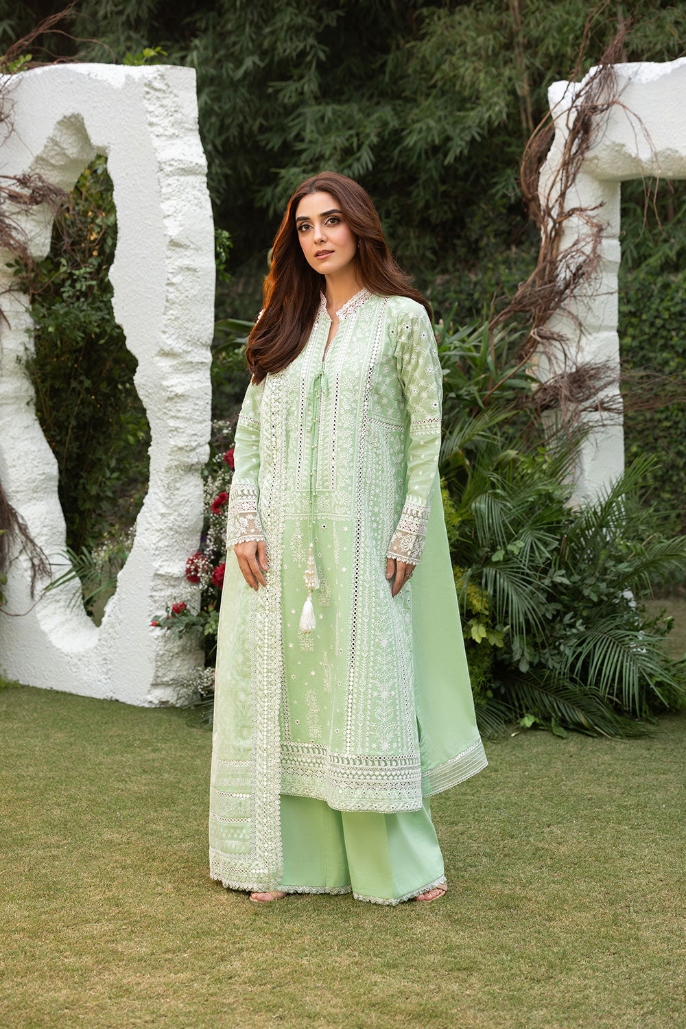 Sobia Nazir | Luxury Lawn 25 | 7B - Ladies Clothes 