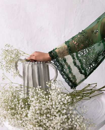 Republic Womenswear | Reve De Luxe 25 | LF-176 by Maria Faisal - Registered Vendor of : Republic Womenswear - type : Ladies Clothes - 100% original wedding dresses