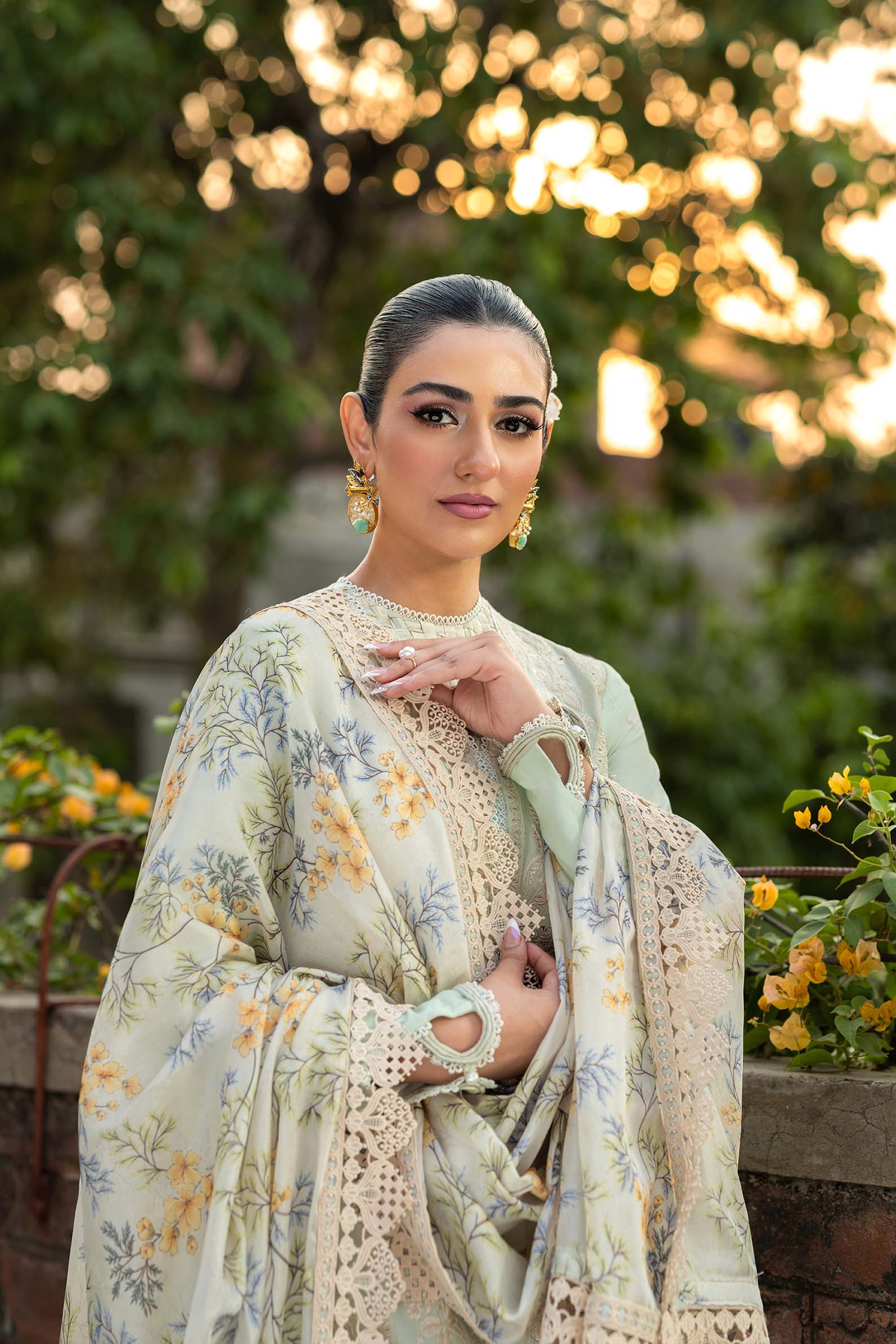 Maryam Hussain | Luxury Lawn 25 | Gulbeen by Maria Faisal - Registered Vendor of : Maryam Hussain - type : Ladies Clothes - 100% original wedding dresses
