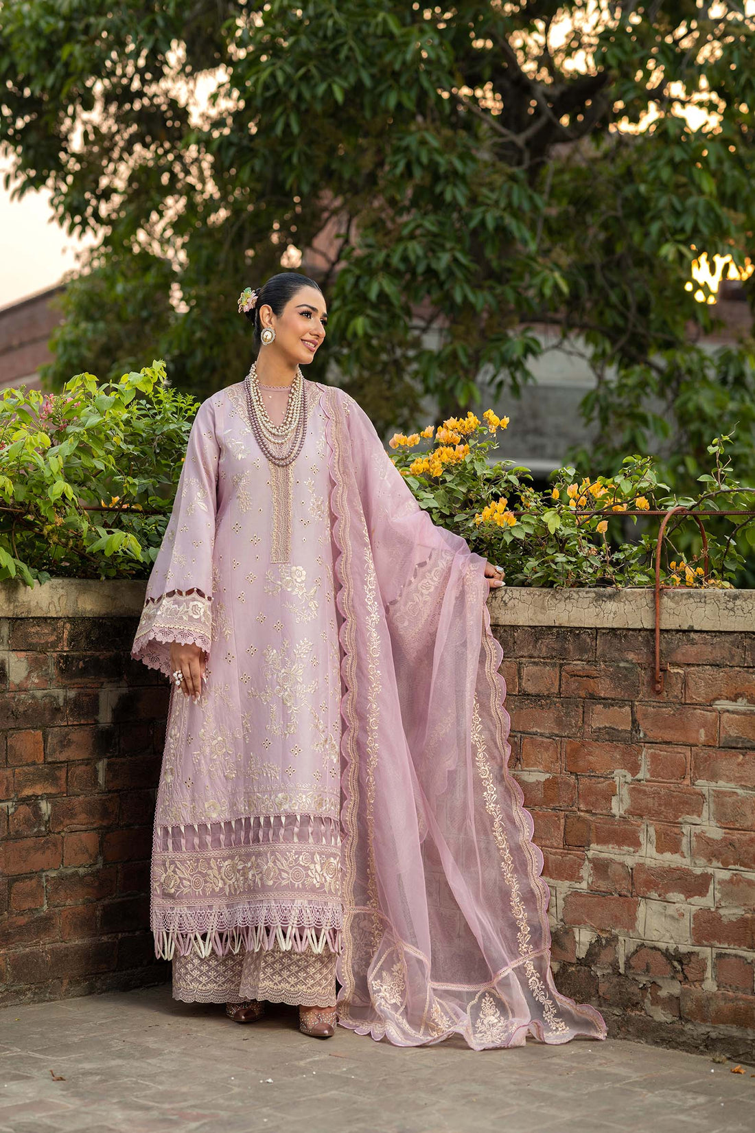 Maryam Hussain | Luxury Lawn 25 | Samar by Maria Faisal - Registered Vendor of : Maryam Hussain - type : Ladies Clothes - 100% original wedding dresses