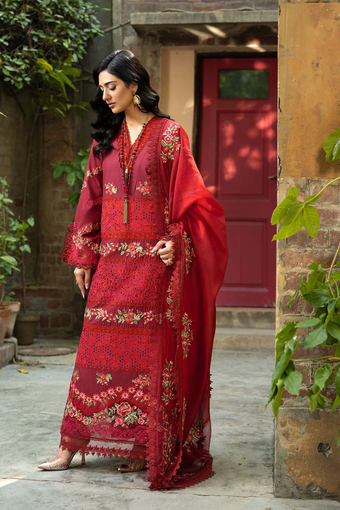 Maryam Hussain | Luxury Lawn 25 | Amal by Maria Faisal - Registered Vendor of : Maryam Hussain - type : Ladies Clothes - 100% original wedding dresses