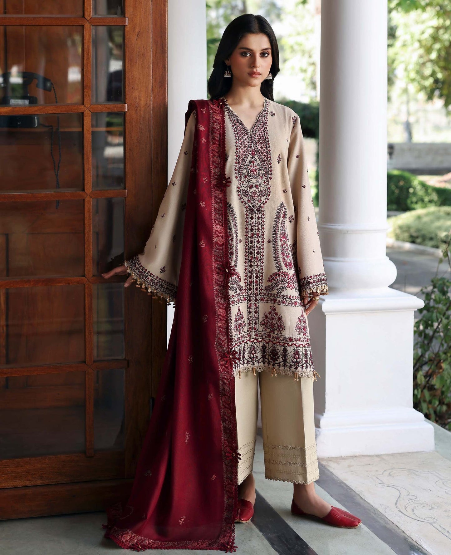 Liora – authentic Pakistani dress from the Amaris Luxury Shawl 25 collection for women in the UK