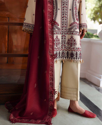 Liora – authentic Pakistani dress from the Amaris Luxury Shawl 25 collection for women in the UK