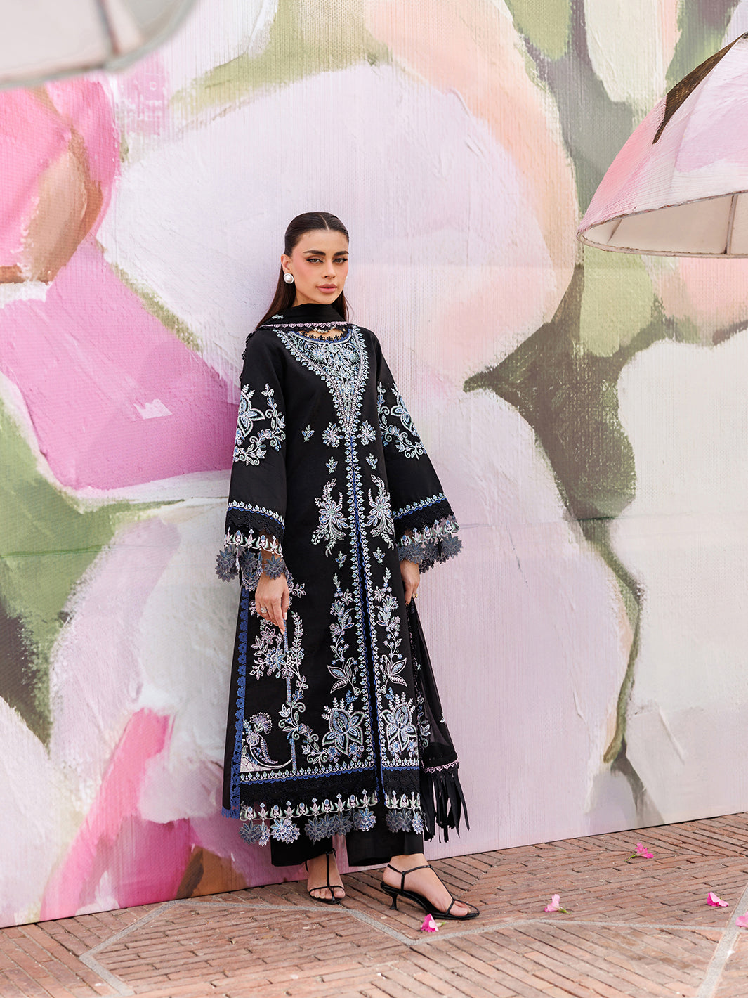 Mahnur | Morbagh Luxury Lawn 26 | M-08 - Luxury Dress - available at Maria Faisal in UK and USA.