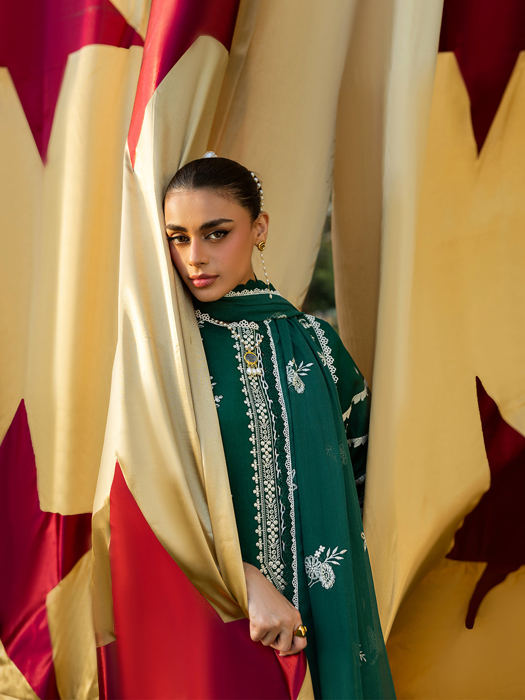 Mahnur | Morbagh Luxury Lawn 26 | M-09 - Luxury Dress - available at Maria Faisal in UK and USA.