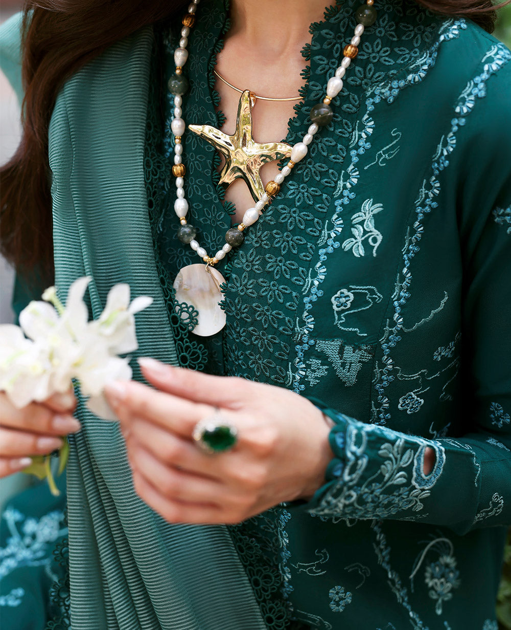 Republic Womenswear | Embroidered Pret | M-149 - Ladies Clothes - Maria Faisal