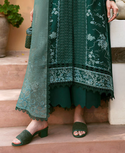 Republic Womenswear | Embroidered Pret | M-149 - Ladies Clothes - Maria Faisal