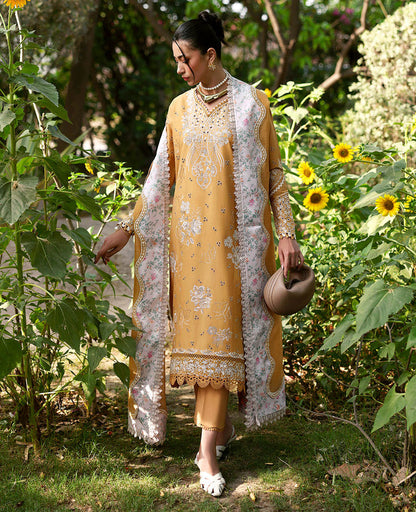 Republic Womenswear | Embroidered Pret | M-150 - Ladies Clothes - Maria Faisal