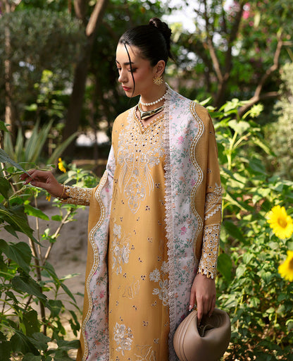 Republic Womenswear | Embroidered Pret | M-150 - Ladies Clothes - Maria Faisal