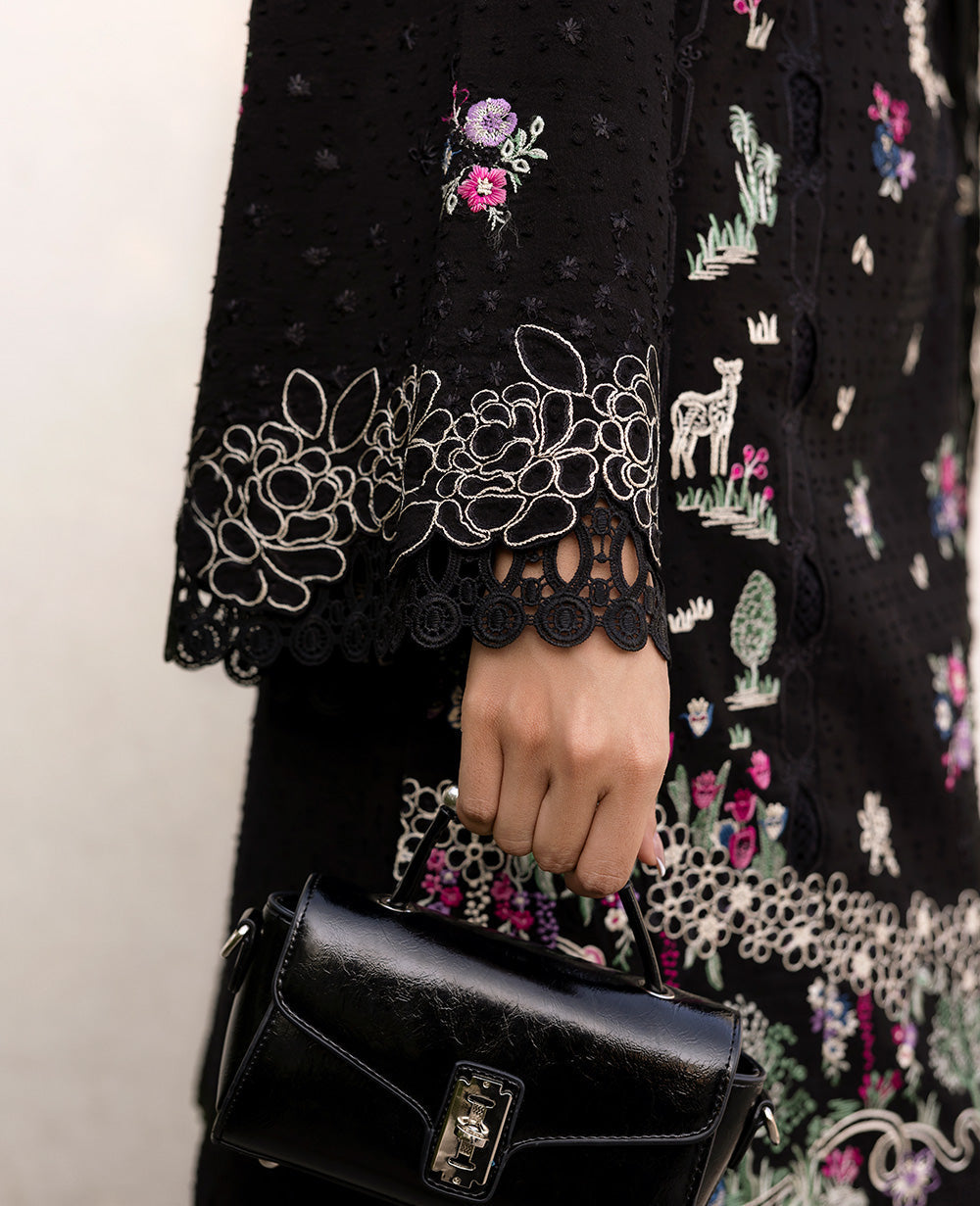 Republic Womenswear | Embroidered Pret | M-152 - Ladies Clothes - Maria Faisal