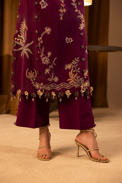 Sana Safinaz | Muzlin Winter 25 | 011B - Casual Dress - available at Maria Faisal in UK and USA.