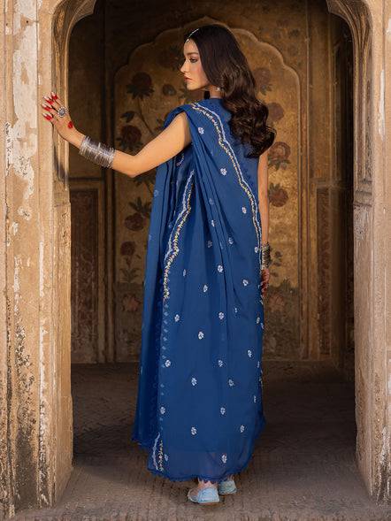 Parishay | Mastani Luxury Lawn 25 | MA - 01 by Maria Faisal - Registered Vendor of : Parishay - type : Ladies Clothes - 100% original wedding dresses