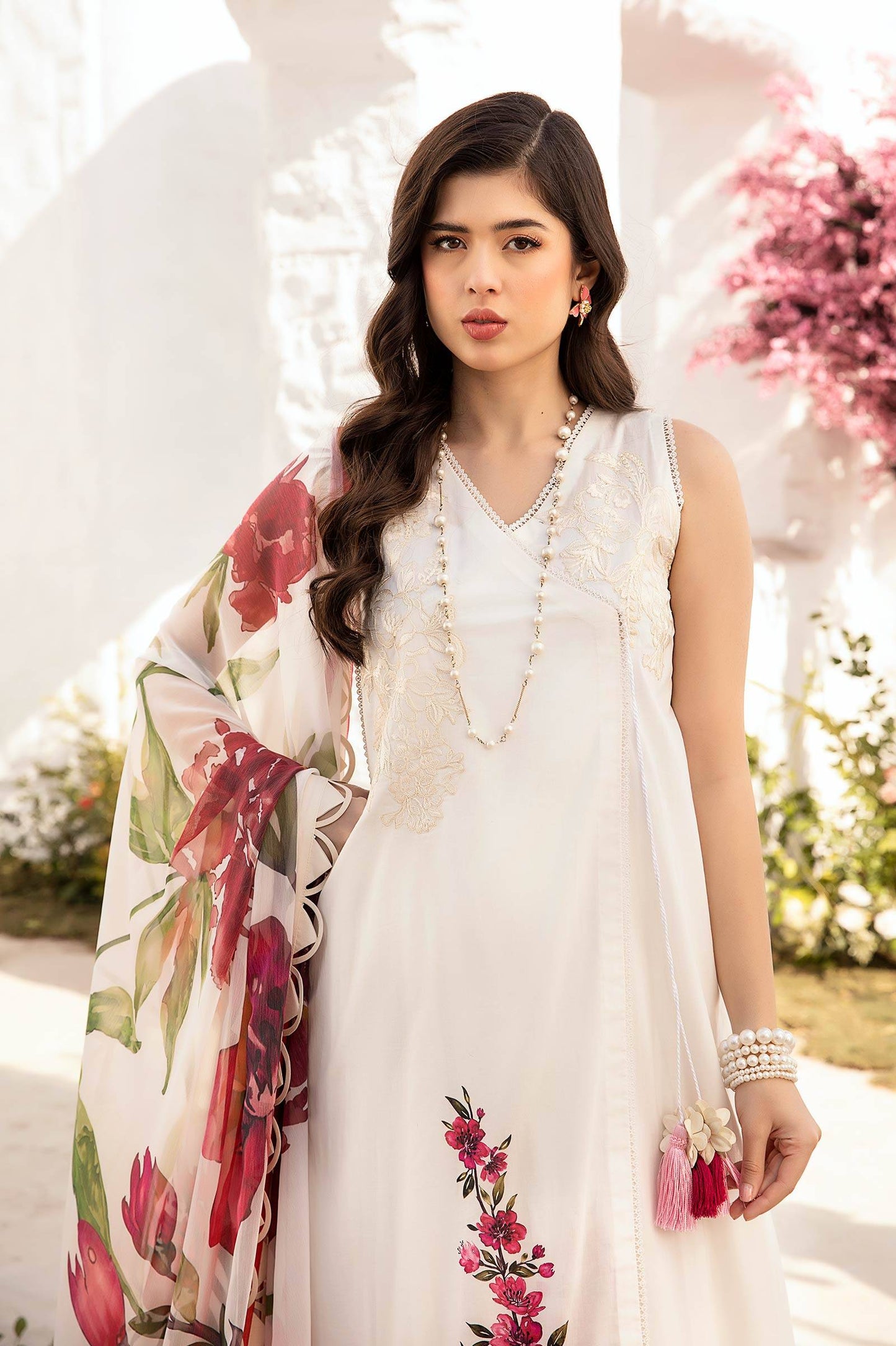 Maria B | M Basic Summer Lawn 25 | MB-CUS25-701B by Maria Faisal - Registered Vendor of : Maria B - type : Ladies Clothes - 100% original wedding dresses