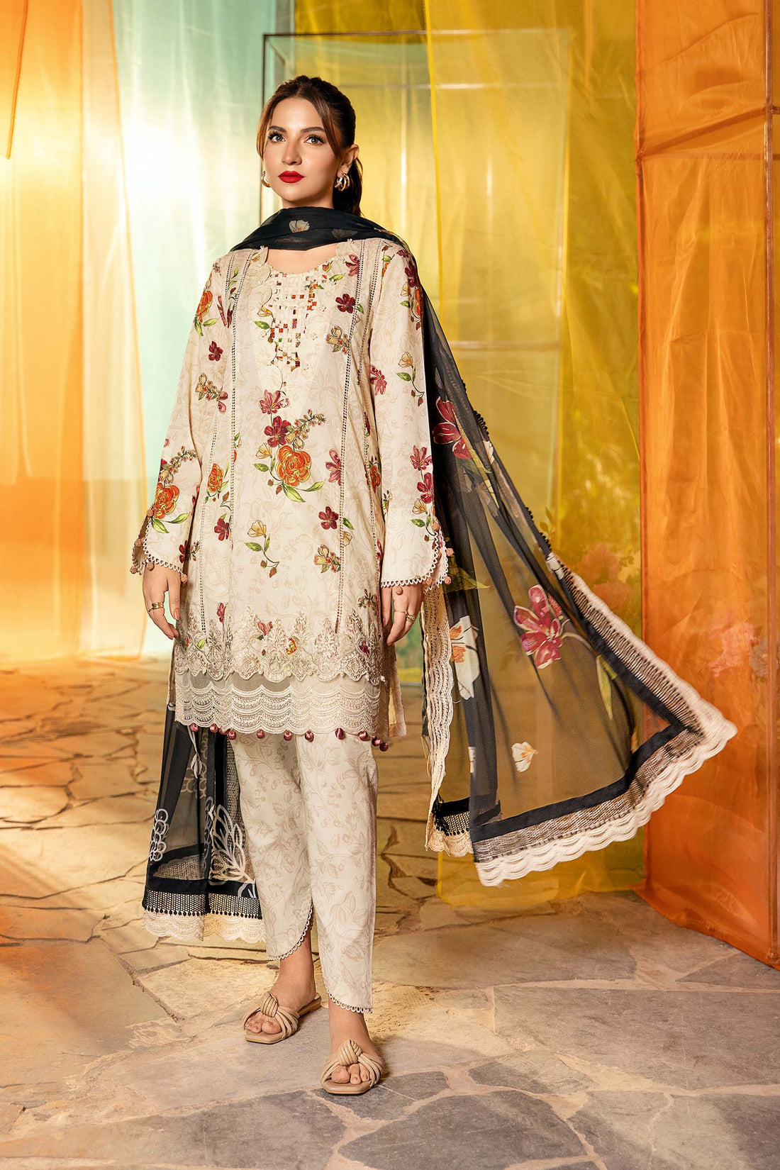 Maria B | M Basic Summer Lawn 25 | MB-CUS25-702B - Ladies Clothes - Maria Faisal