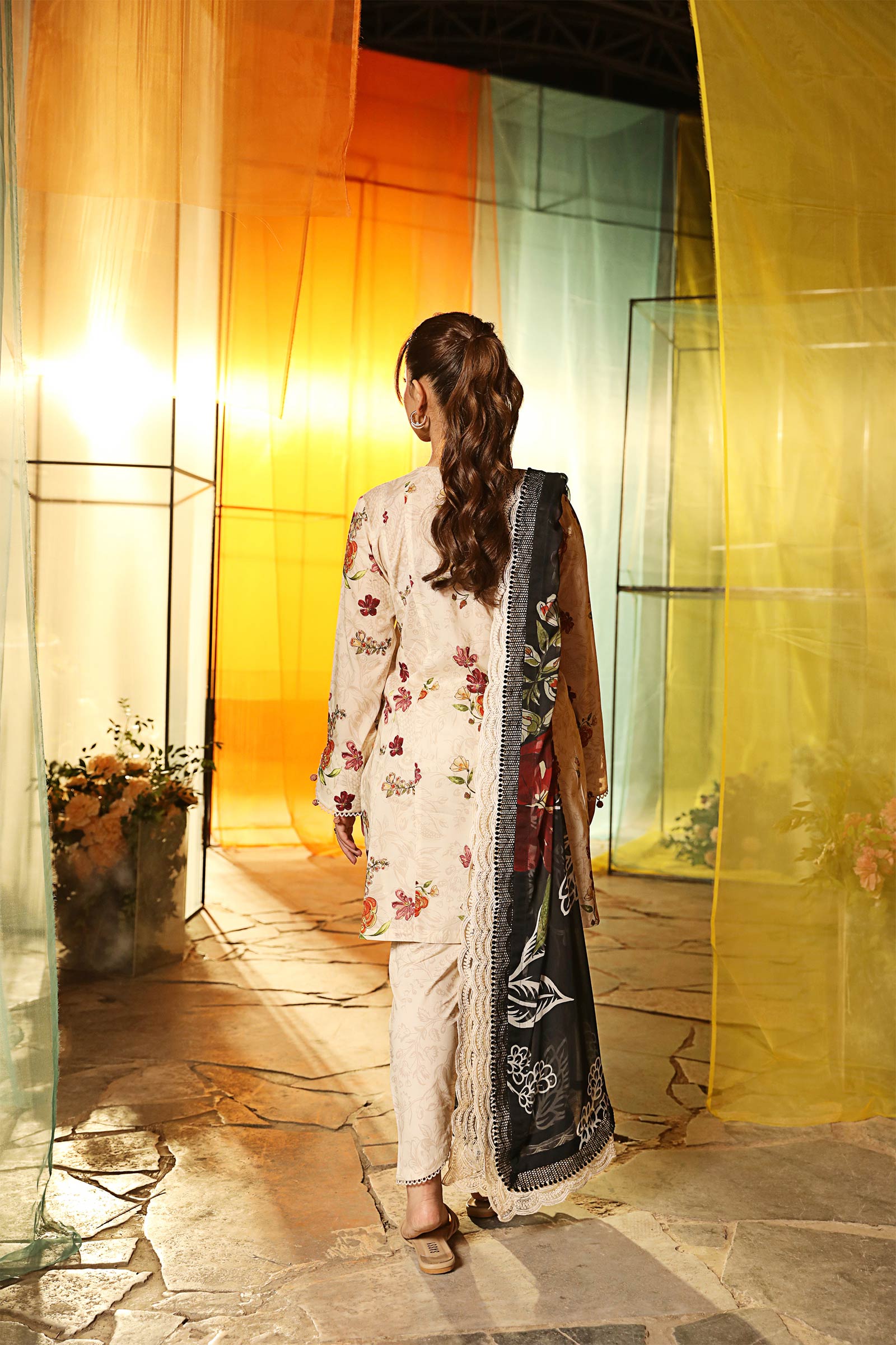 Maria B | M Basic Summer Lawn 25 | MB-CUS25-702B - Ladies Clothes - Maria Faisal