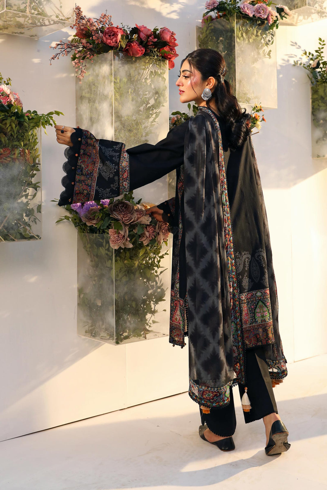Maria B | M Basic Summer Lawn 25 | MB-CUS25-703A - Ladies Clothes - Maria Faisal