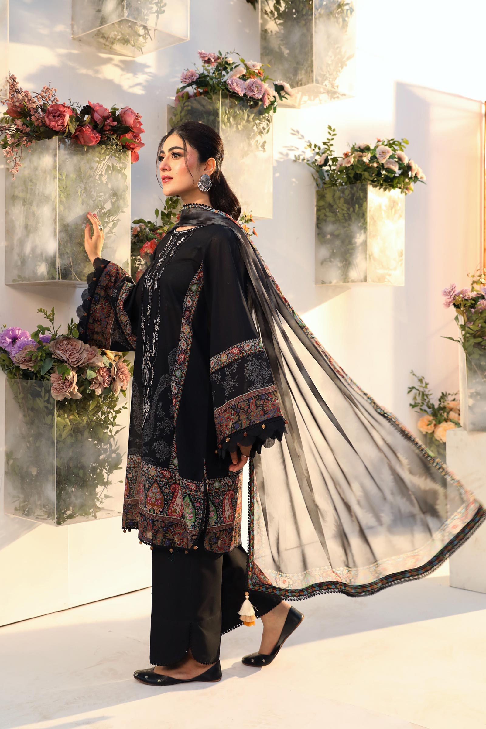 Maria B | M Basic Summer Lawn 25 | MB-CUS25-703A - Ladies Clothes - Maria Faisal