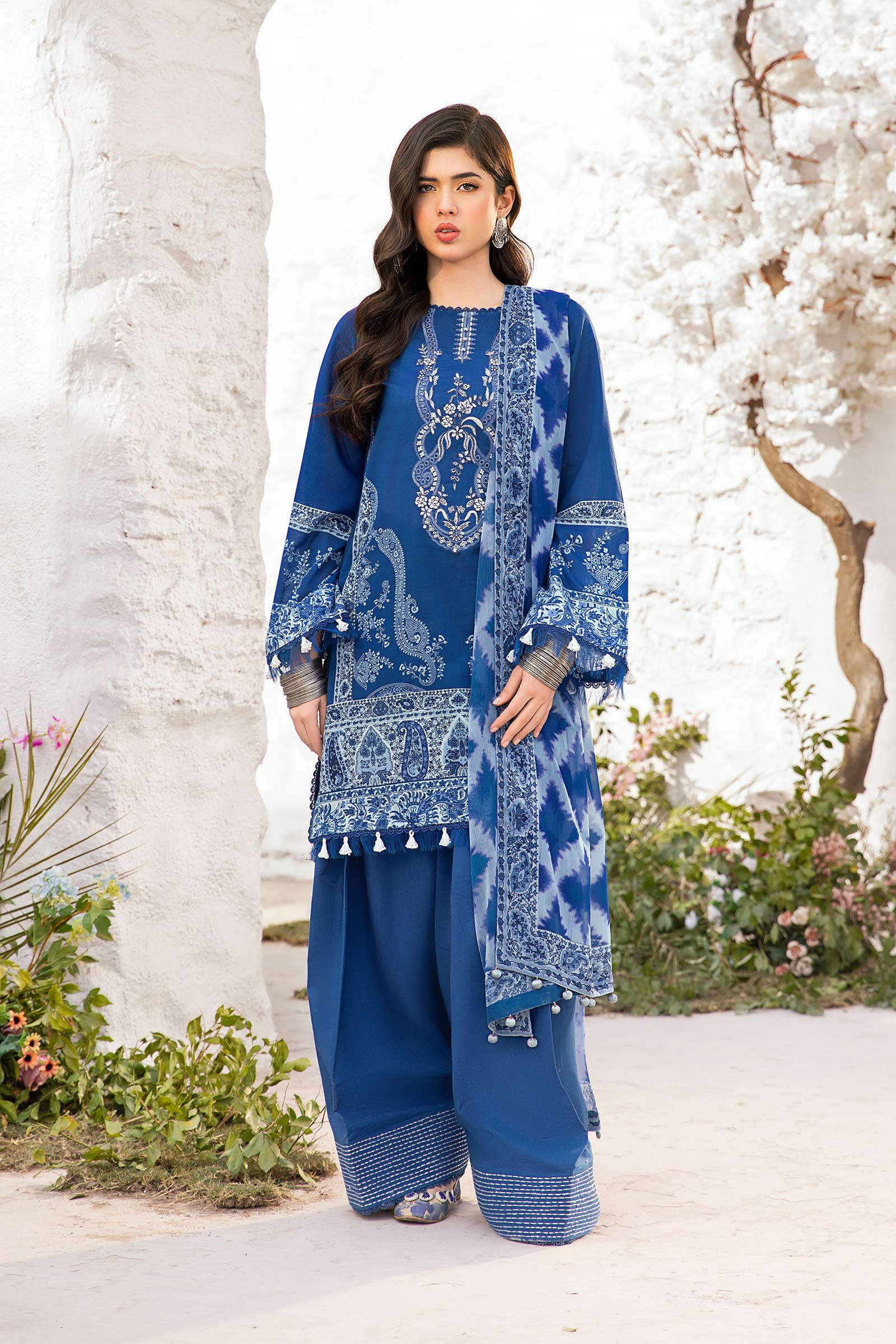 Maria B | M Basic Summer Lawn 25 | MB-CUS25-703B by Maria Faisal - Registered Vendor of : Maria B - type : Ladies Clothes - 100% original wedding dresses