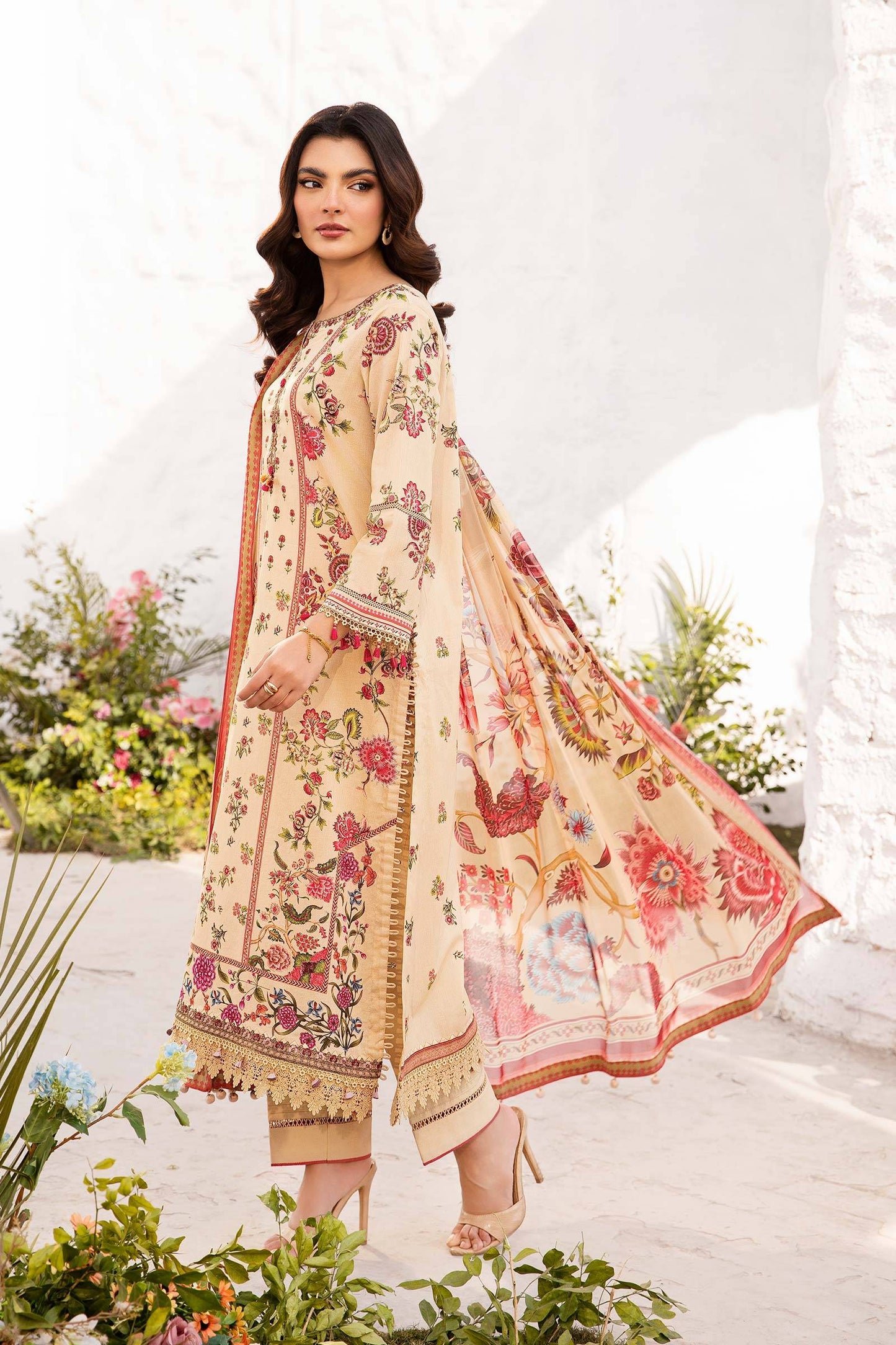 Maria B | M Basic Summer Lawn 25 | MB-CUS25-705A by Maria Faisal - Registered Vendor of : Maria B - type : Ladies Clothes - 100% original wedding dresses