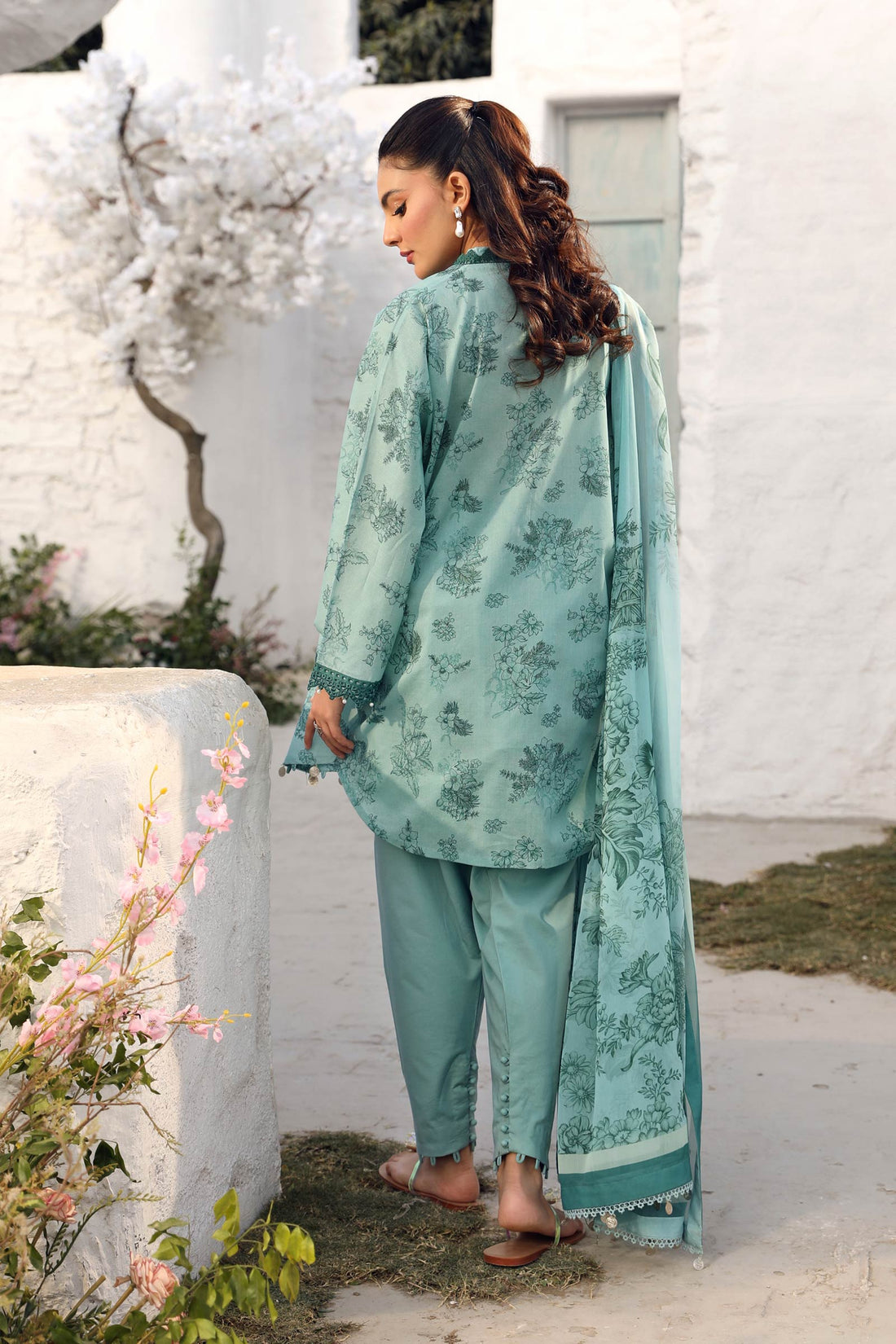 Maria B | M Basic Summer Lawn 25 | MB-CUS25-708B - Ladies Clothes - Maria Faisal